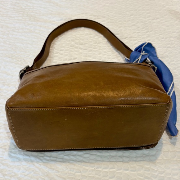 COACH Vintage Hampton Shoulder Crossbody Leather Bag Pretty! &100% Silk Scarf 💙 - Picture 7 of 13